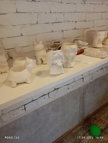 demir gul qablari: Fiqur, Gips, rəng - Ağ — 3