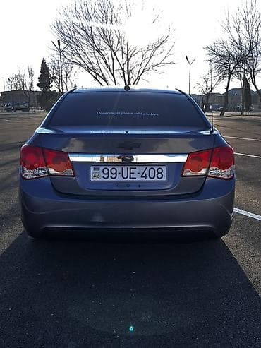 qolf car: Chevrolet Cruze sedan - Kuzov: 4 qapılı sedan, tünd boz rəng - — 3