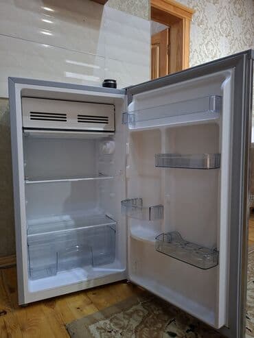 eurolux soyuducu: Eurolux mini soyuducu Toplam həcm: 105 lt Soyuducu kameranın həcmi — 1