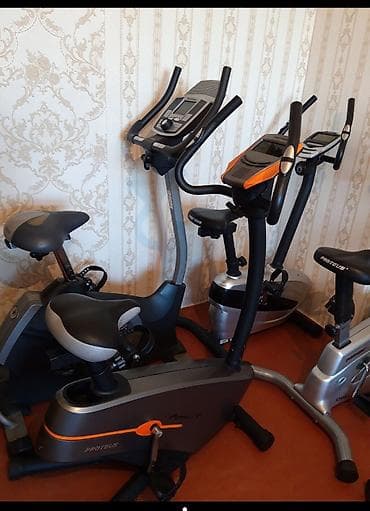 gitara satisi: İdman zalı üçün bir neçə stasionar velosiped. Hər biri fərqli dizayna — 1