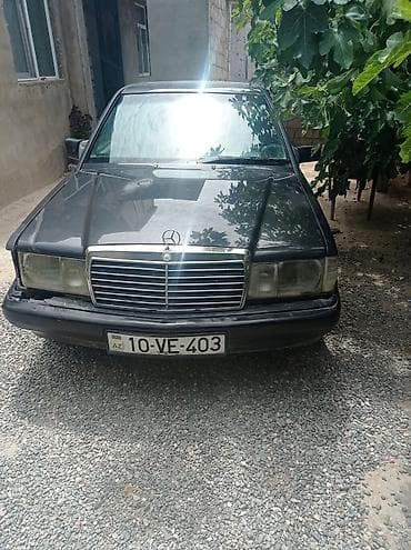maşın satisi: Mercedes-Benz 190: 2 l | 1990 il Sedan — 2