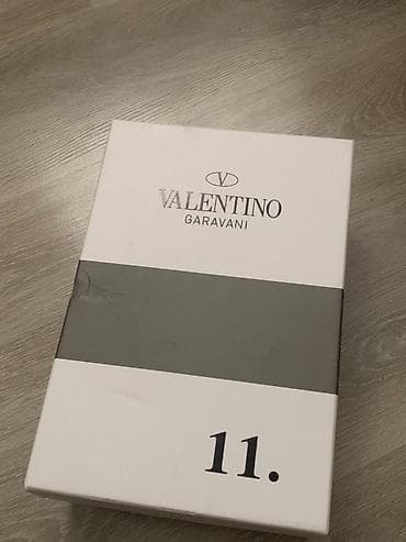 Valentino Garavani kişi ayaqqabısı - Model: Valentino Garavani