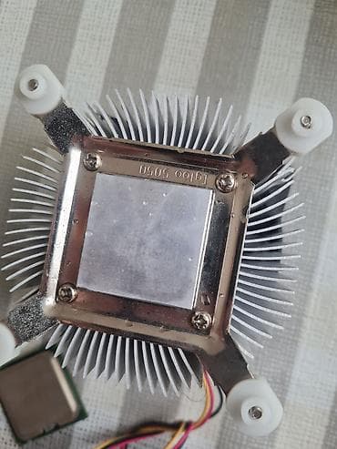 Prosessorlar: Intel Pentium 586 prosessor + stok soyuducu və ATX güc bloku (paket) — 3