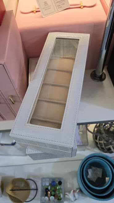 işlənmiş saatlar: Mücrü Saat üçün — 7