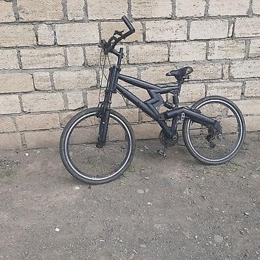 dağ: Salam velosiped tecili satililir barter var 26liq dir qara rengli — 1