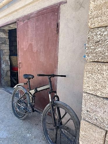 Şəhər və off-road üçün uyğun dağ velosipedi Özəlliklər: - Çərçivə — 1