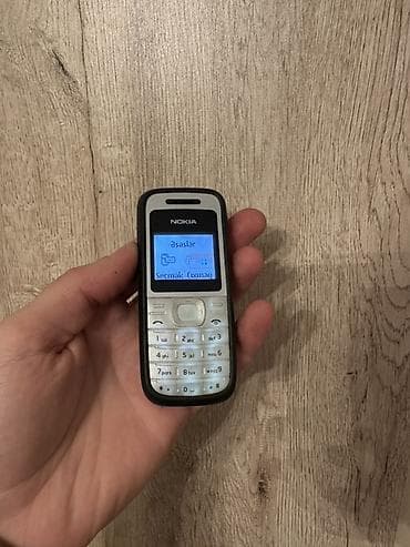 playstation 2 diskləri: Nokia 6700 Slide, < 2 GB Memory Capacity, rəng - Qara, Düyməli — 1