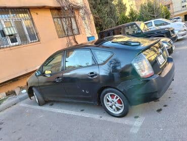 Коммерческий транспорт: Toyota Prius: 1.5 л | 2008 г. Хэтчбэк — 10