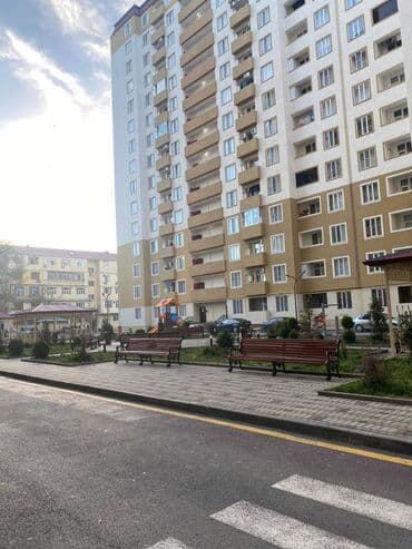 sabunçu qəsəbəsində evlər: Sumqayitda 9 cu mikrarayonda kristal abseronda 14 mertebeli binanın — 16