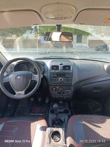 ваза напольная стеклянная высокая без узора: ВАЗ (ЛАДА) Granta: 1.6 л | 2021 г. 220950 км Седан — 2