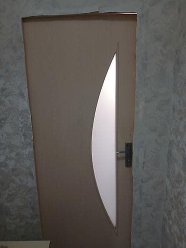 İç qapılar dəsti – açıq palıd rəngində - Material: MDF üzlü, ağac