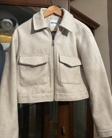 jaket toxumaq: Bershka qadın qısa jaket 79 alınıb - Rəng: açıq bej/krem - Model — 1
