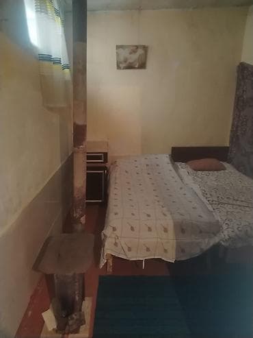 sabuncu bazari: Kirayə üçün sadə, mebellə təchiz olunmuş otaq Təsvir: - 1 otaq: 1 — 6