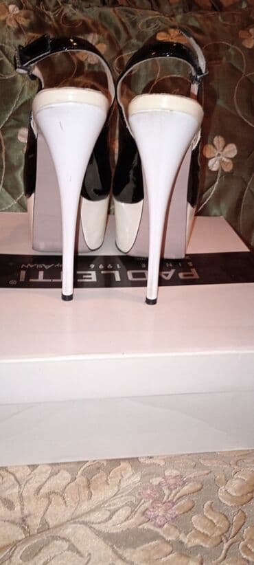 женские босоножки на танкетке: Ölçü: 36, rəng - Ağ, İşlənmiş — 3