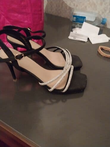 qara mokasinlər: Ölçü: 37, rəng - Qara, Yeni — 5