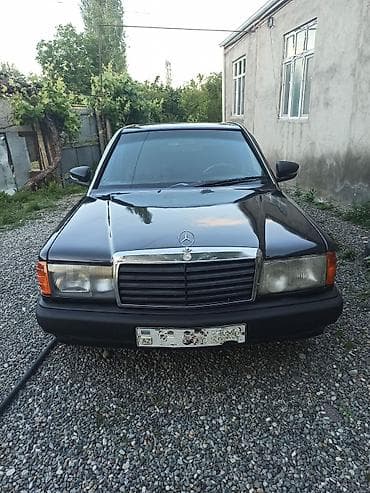 mersedes g 63: Mercedes-Benz 190 (W201): 2 l | 1991 il Sedan — 7