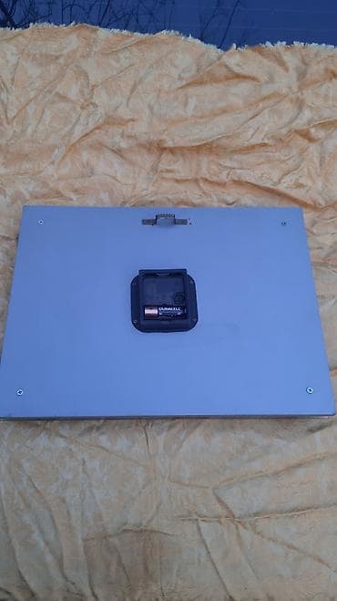 Ev saatları: Divar saatları, Elektron, Saniyə əqrəbi — 2