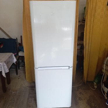 https:promo.bizon.az: Indesit soyuducunun buzlama hissəsinin refləri əla vəziyətdə. Ünvan — 8
