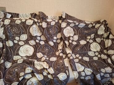 2qol Dekor pərdə metrəsi 70azn satılıb sətin atlas materialda,tikili