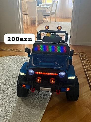 Uşaq üçün elektrikli mini jeep – parlaq mavi rəngdə. Xüsusiyyətlər: - — 1