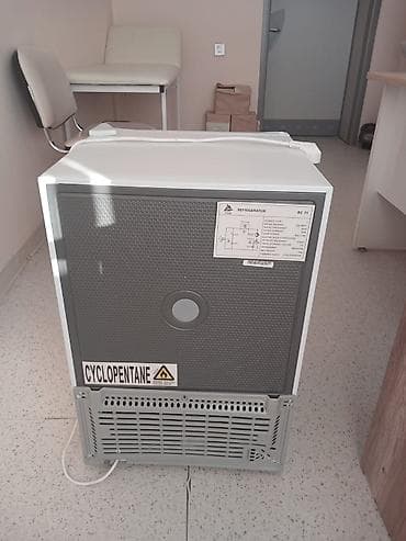 sharp soyuducu servis: Mini soyuducu. Cəmi 1 ay istifadə olunub.70sm hündürlük,stol altına — 2