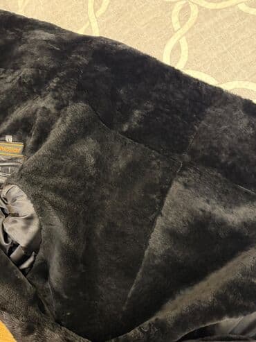 демисезонные кожаные мужские куртки: Original deri.ici qoyun yunudur,yaxa tukleri norkadir.eynime balaca — 6