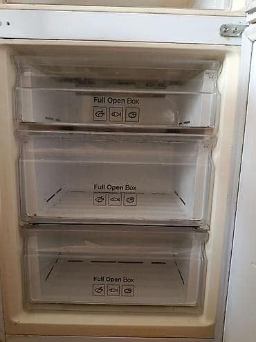 Duxovkalar: İşlənmiş 2 qapılı Samsung Soyuducu Satılır, rəng - Ağ — 1