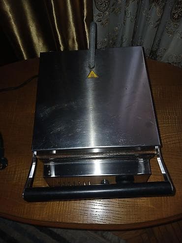 Mətbəx texnikası: Peçenye/waffle aparatısı – peşəkar tipli - Korpus: paslanmayan polad — 1