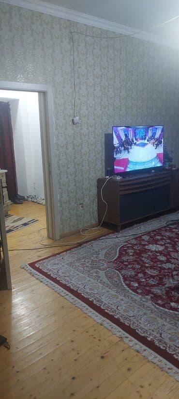 neftçilər ev: 8-ci kilometr 4 otaqlı, 100 kv. m, Kredit var, Orta təmir — 4