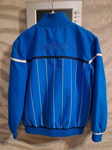 детские зимние куртки: Oğlan üçün (8-9 yaş)
Yaxşı vəziyyətdədir — 3