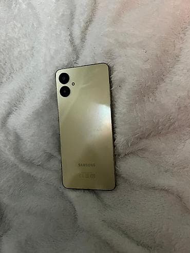 samsung qimeti: Samsung Galaxy A06, 128 GB, rəng - Qızılı, İki sim kartlı — 5