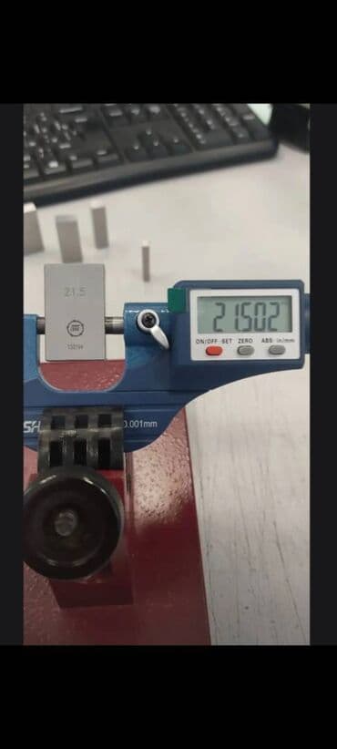 mikrometir: Elektron mikrometr Ölçmə imkanı : 25-50 mm Tamamilə yenidir, istifadə — 5