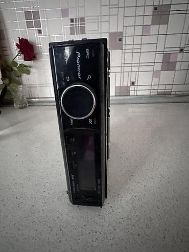 radio maqnitafon: Maqnitol, Pioneer, AUX — 1