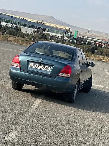 e motor: Hyundai Elantra: 2 l | 2003 il Sedan — 7
