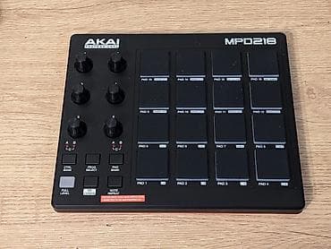 AKAI Professional MPD218 – USB/MIDI pad kontrolör Birki dəfə
