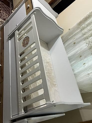 akasiya agaci: Bebeco transformasiya olunan beşik/uşaq çarpayısı - Rəng: ağ, ağac — 2