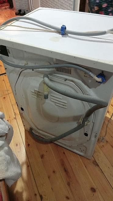 kredit masnlar: Indesit ön-yükleməli paltaryuyan maşın - Rəqəmsal ekran və düyməli — 4