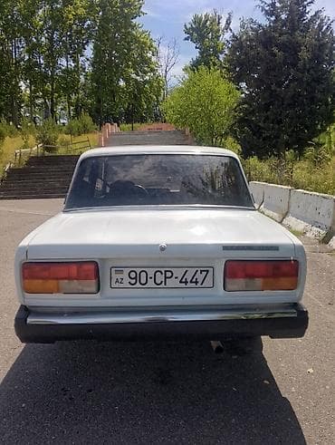 mapet satisi: LADA 2107 sedan - Kuzov: klassik 4 qapılı sedan, ağ rəng - Salon — 6