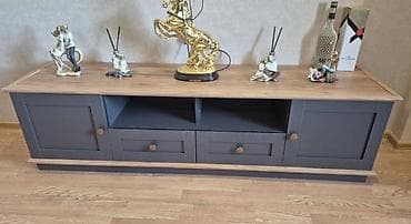 ustol ustul: Yemək otağı/dırnaqarası salon üçün mebel dəsti Tərkib: - Dairəvi — 3