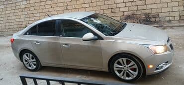 mercedesin yeni loqosu: Chevrolet Cruze sedan Xüsusiyyətlər: - Korpus: 4 qapılı sedan, açıq — 4