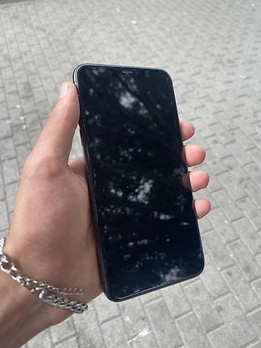 IPhone 11 Pro Max, 256 GB, Space Gray, Face ID — 2