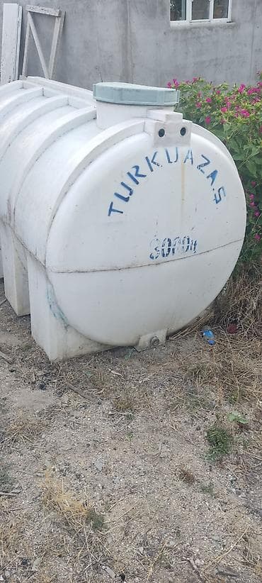 водяной бак: Turkuaz A.Ş. plastik su çəni – 3000 litr - Həcm: 3000 L (üzərində — 1