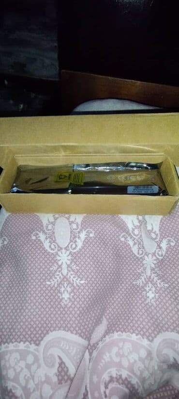 emachines netbook: Toshiba Satellite A205 noutbuku üçün 2 ədəd batareya satıram, biri — 2