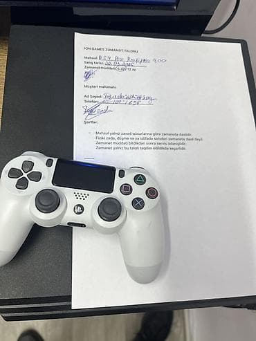 Ps 4 Pro proşifka 9.00 Oyunları var içində. 1 orginal pultu var
