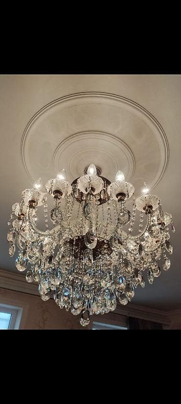 t winner: Çılçıraq, 10 və daha çox lampa, Xrustal — 1