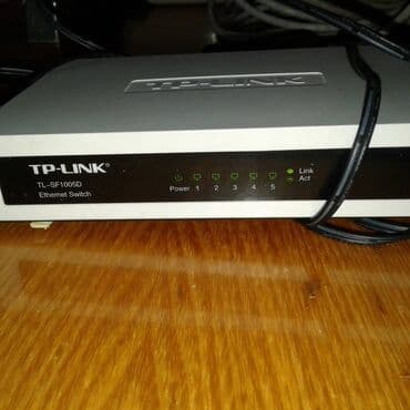Modemlər və şəbəkə avadanlıqları: Switch "Tp Link sf1005d mb 5 port" satılır. İşlənmişdir. Yaxşı