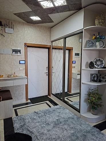 8-ci kilometr 3 otaqlı, 75 kv. m, Yeni təmirli