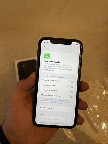 iphone 12 pro dubayski: IPhone 11, Qara, Face ID — 6