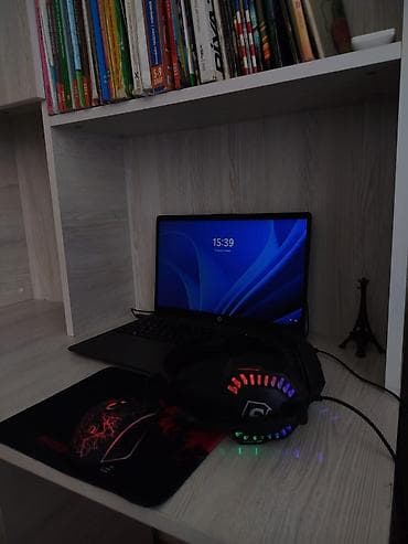 kür kompüter: RGB işıqlı oyun aksesuarları dəsti - Qulaqlıq: Üstündə mikrafon olan — 2