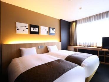 kirayə otel: Hotel bir gun 25 azn bakida yerlesir otelimi, gozel ve temiz yeni — 1